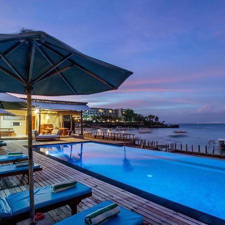 Hotel D'Muncuk Huts Lembongan Esterno foto