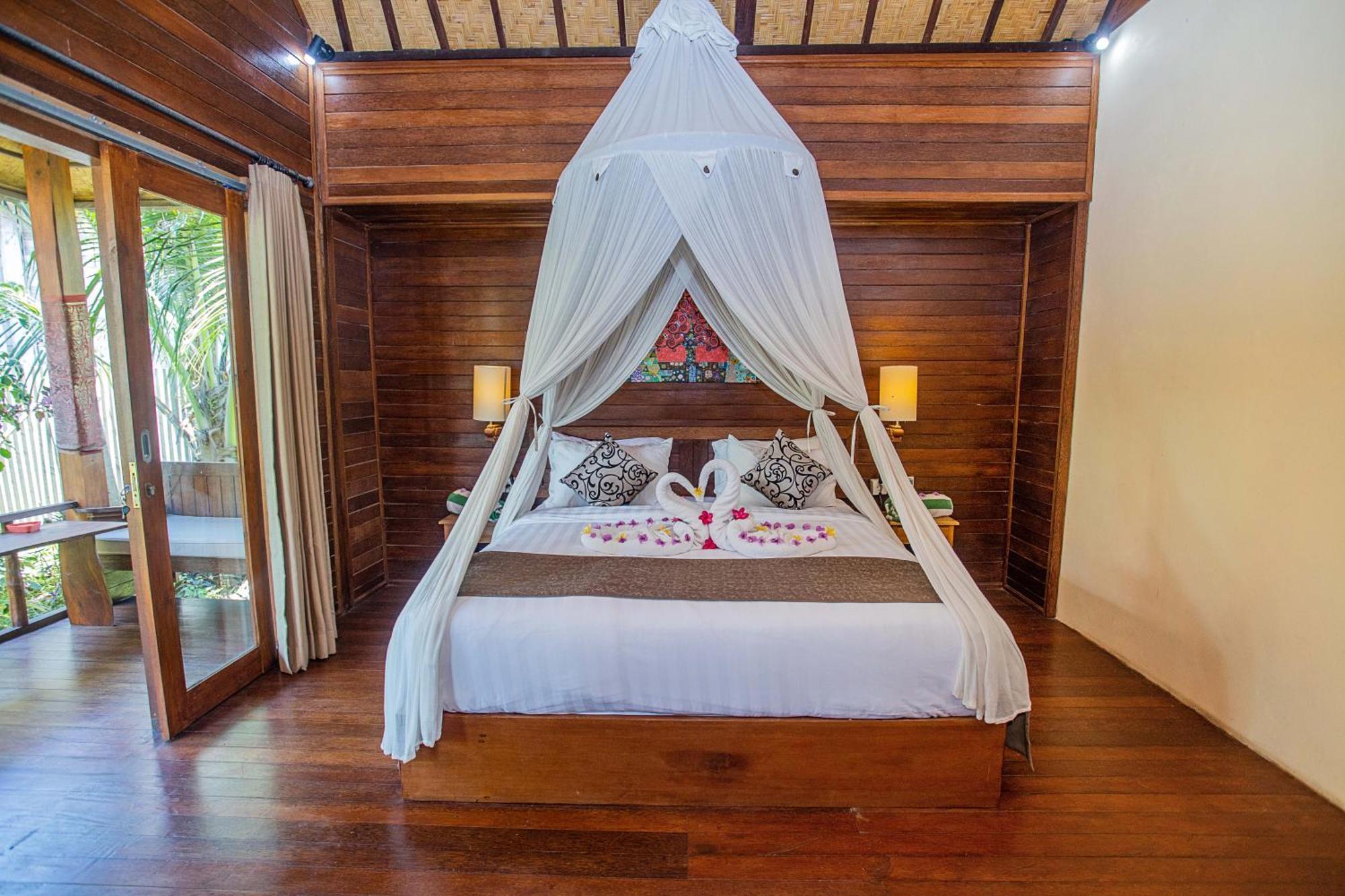 Hotel D'Muncuk Huts Lembongan Esterno foto