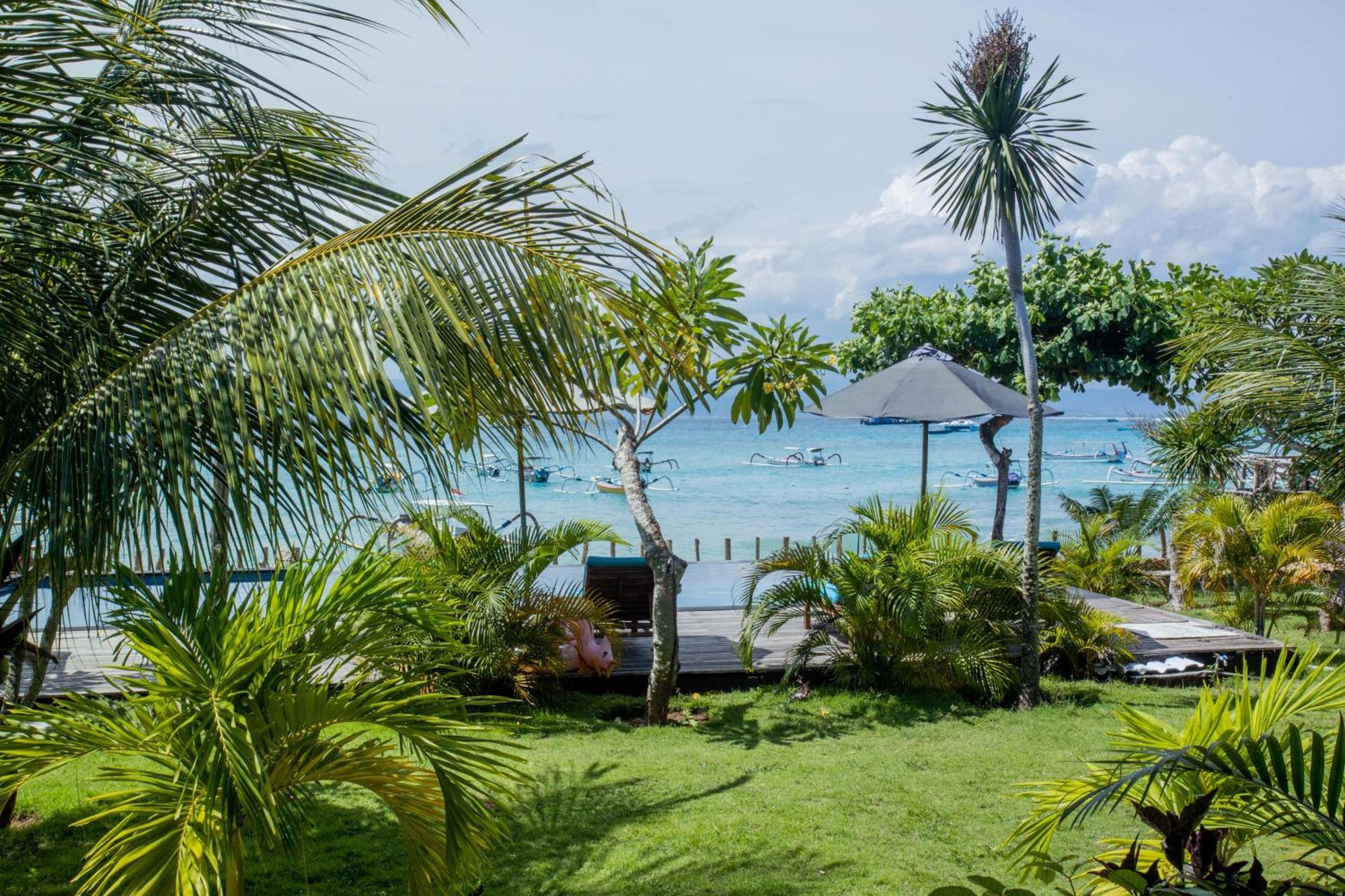 Hotel D'Muncuk Huts Lembongan Esterno foto