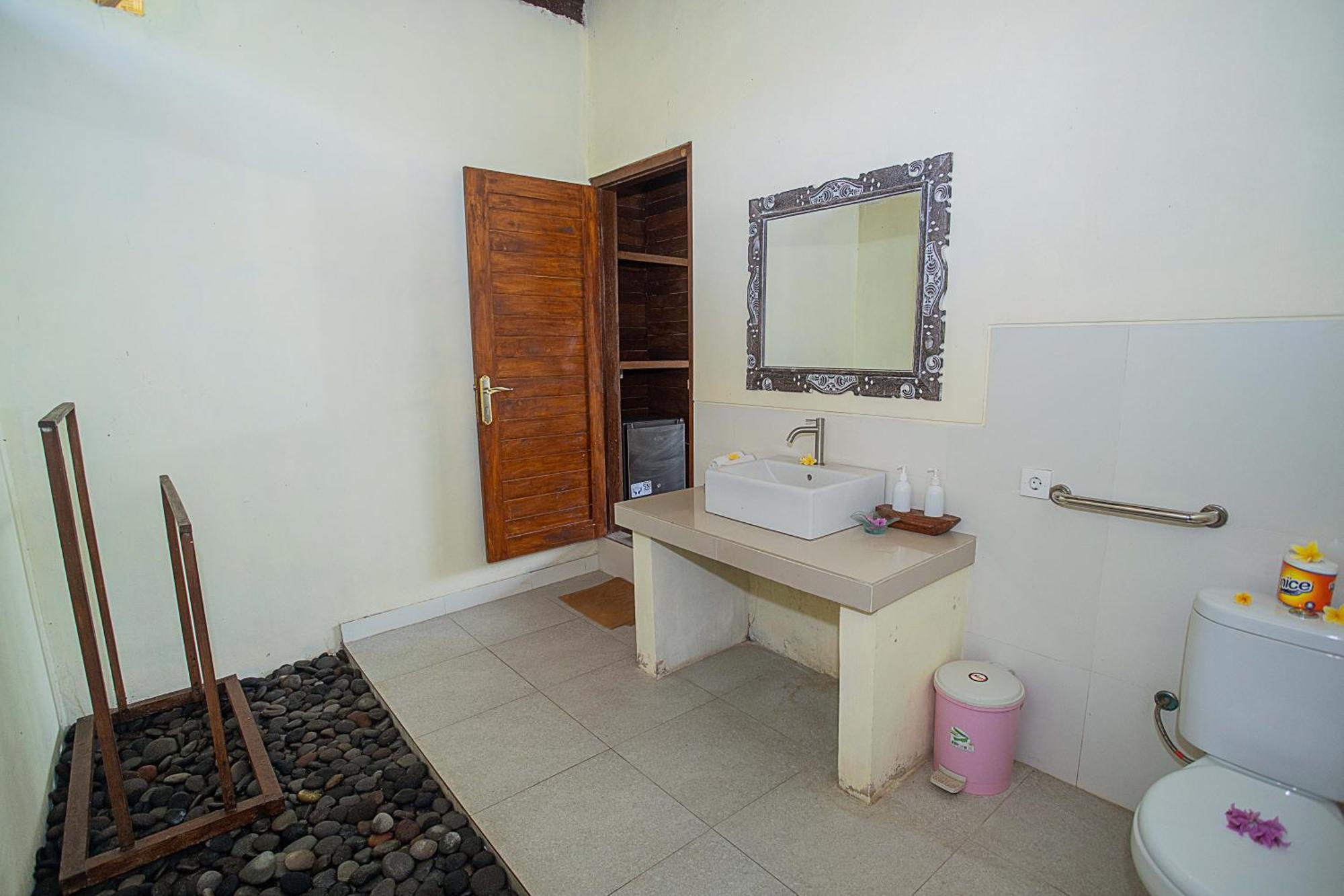Hotel D'Muncuk Huts Lembongan Esterno foto