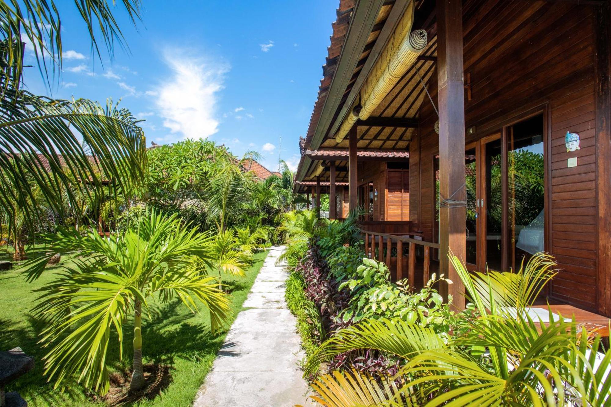 Hotel D'Muncuk Huts Lembongan Esterno foto