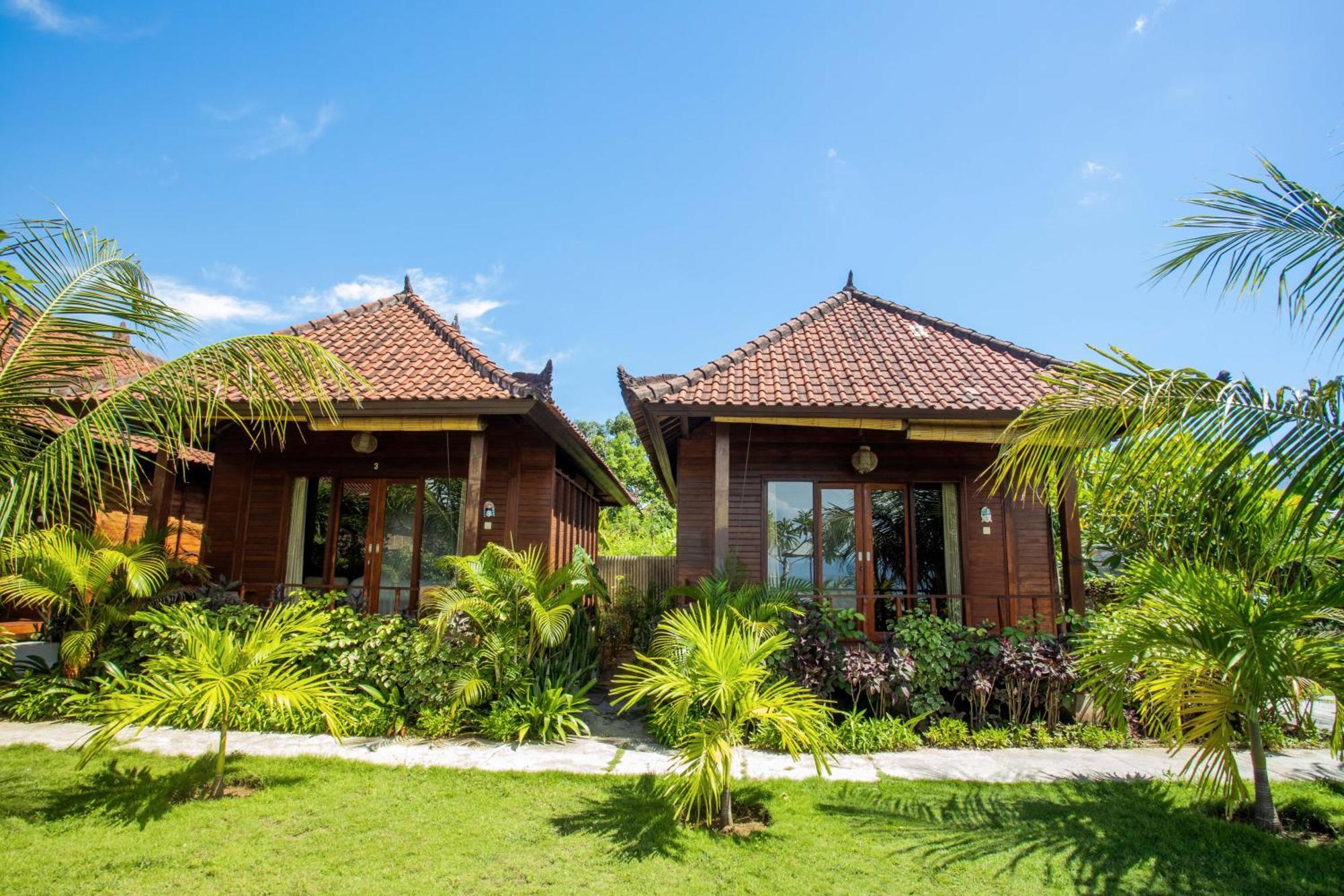 Hotel D'Muncuk Huts Lembongan Esterno foto
