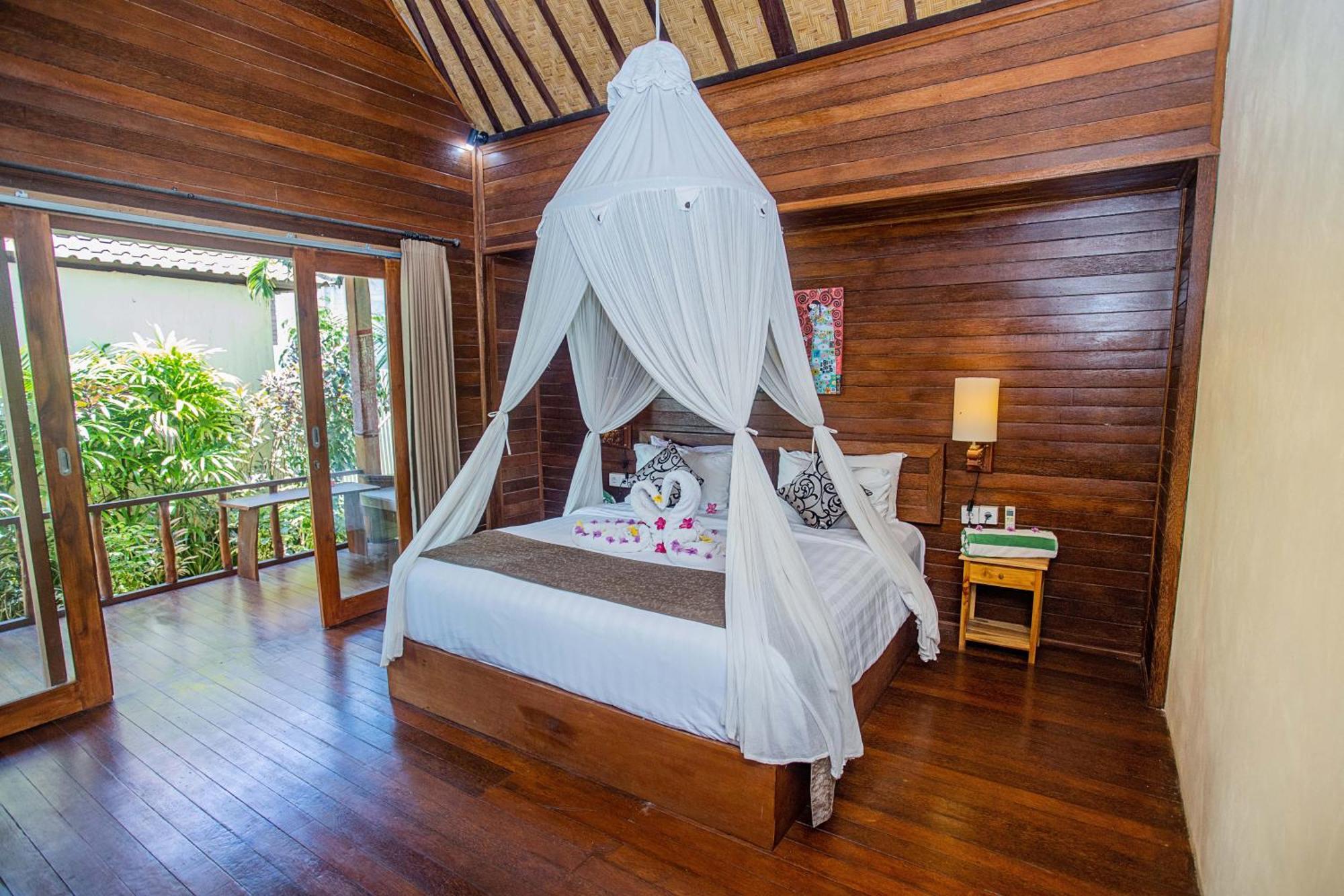 Hotel D'Muncuk Huts Lembongan Esterno foto