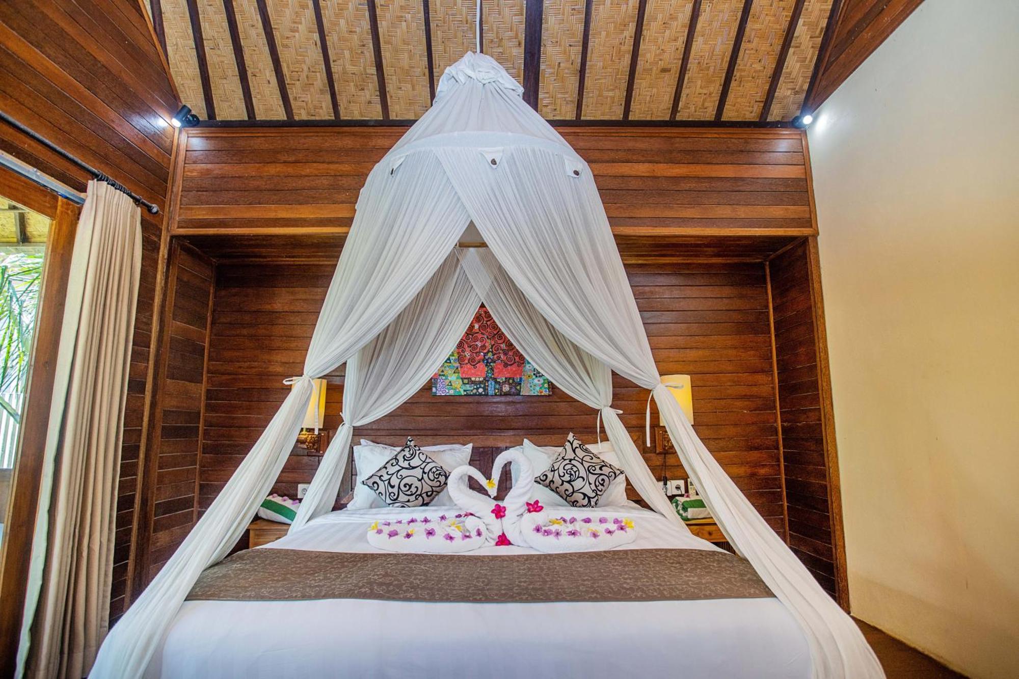Hotel D'Muncuk Huts Lembongan Esterno foto
